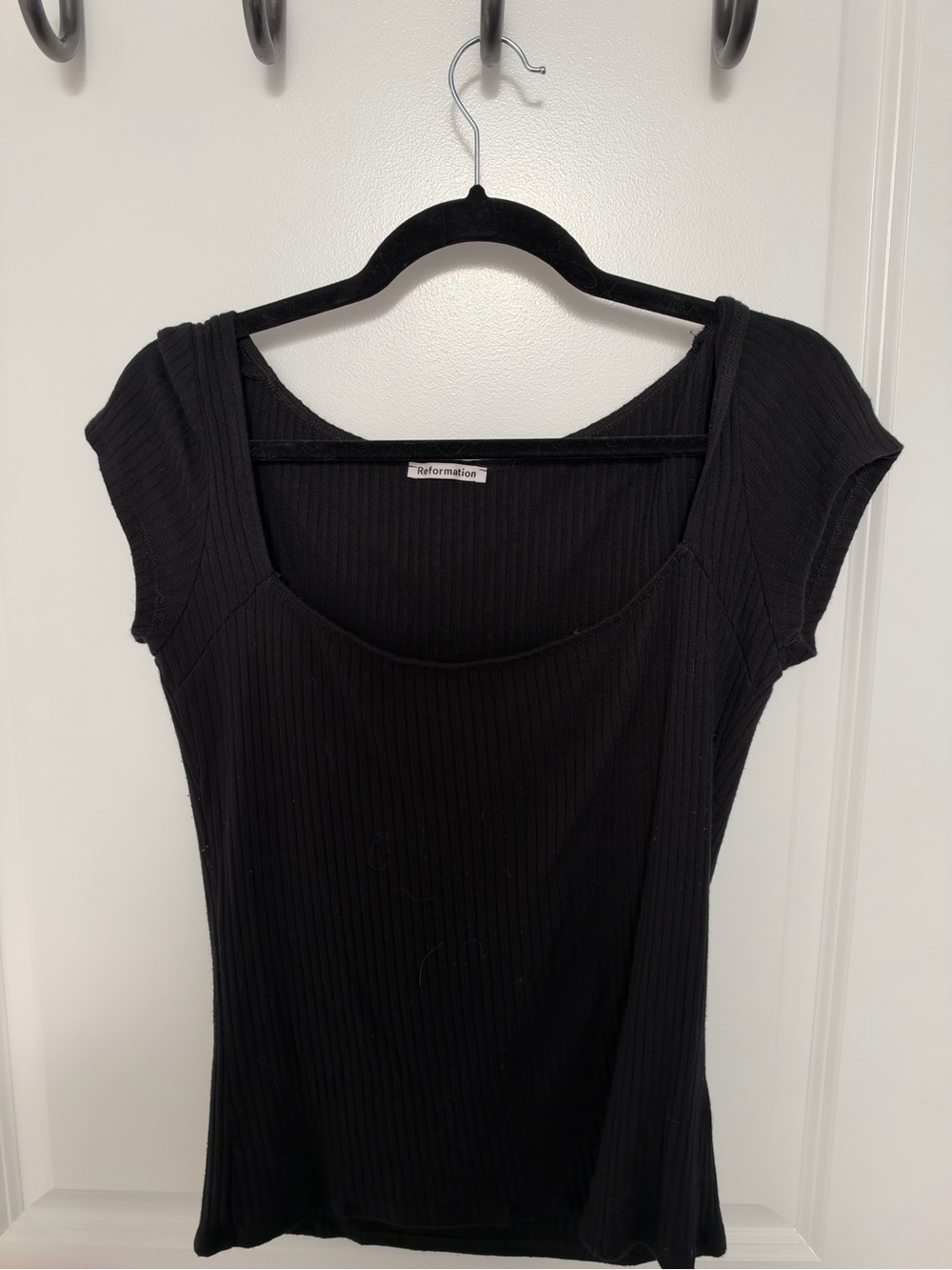 Reformation Black Ribbed Scoop Cap-Sleeve Tee
